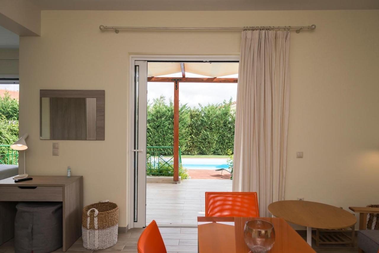 Venus Villa With Private Pool, 2Min To The Beach 피니코운타 외부 사진
