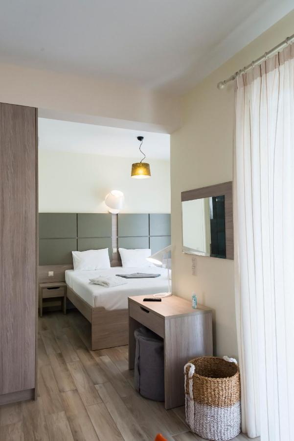 Venus Villa With Private Pool, 2Min To The Beach 피니코운타 외부 사진